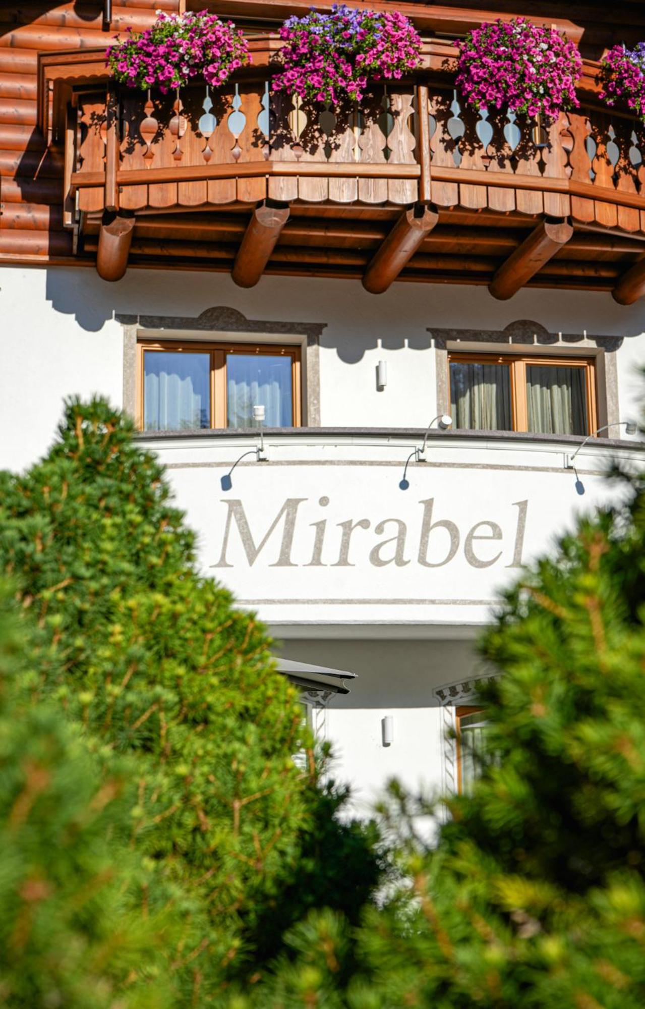 Garni Hotel Mirabel Ortisei Exterior photo